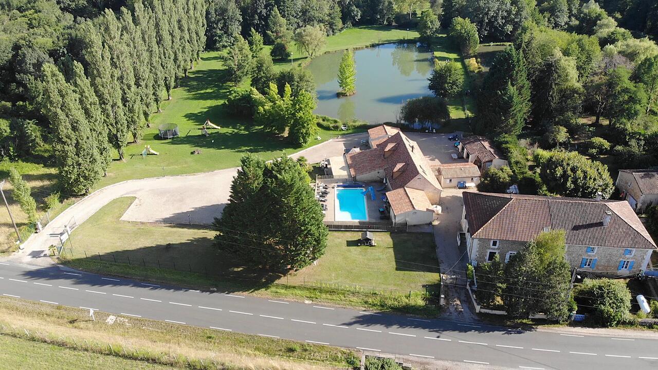 Le Domaine De L'Etang De Sandanet Issac Zewnętrze zdjęcie